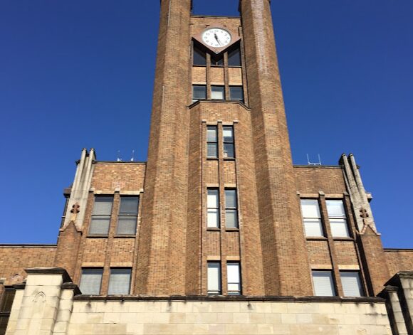 東海大学教養学部