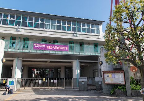 八幡山小学校