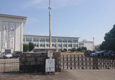 三重県立四日市商業高等学校